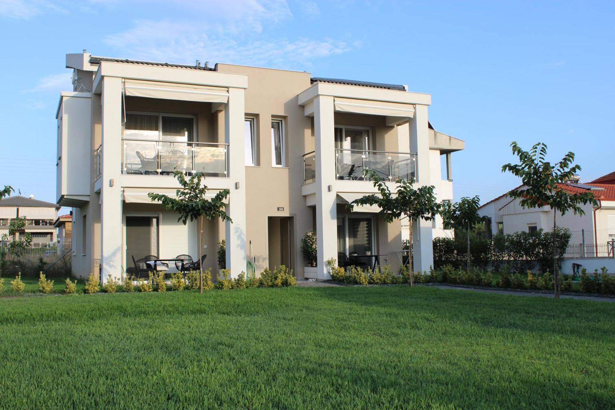 Bianco Mare Studios-Apartments Kalyves Polygyrou Екстериор снимка